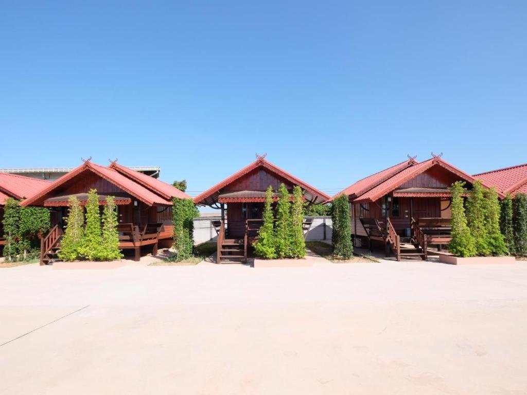 Prakaithong Hotel Amphoe Sawang Daen Din Εξωτερικό φωτογραφία