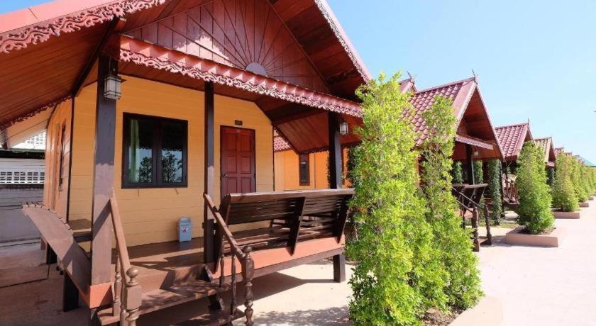 Prakaithong Hotel Amphoe Sawang Daen Din Εξωτερικό φωτογραφία