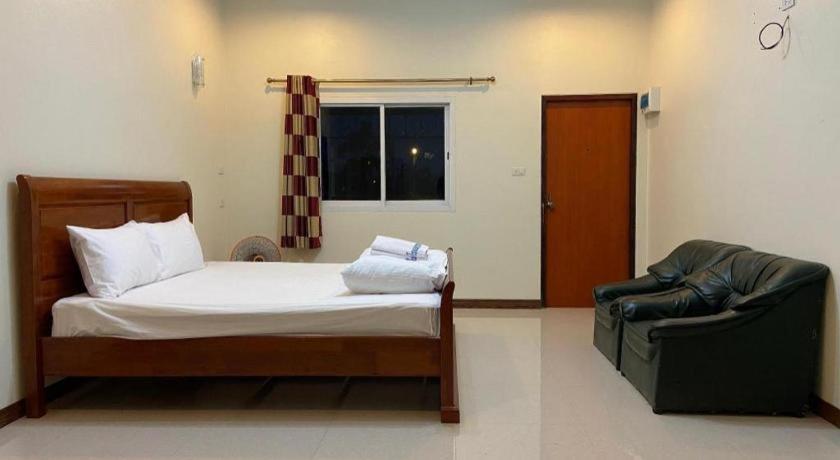 Prakaithong Hotel Amphoe Sawang Daen Din Εξωτερικό φωτογραφία