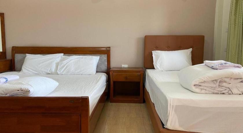 Prakaithong Hotel Amphoe Sawang Daen Din Εξωτερικό φωτογραφία